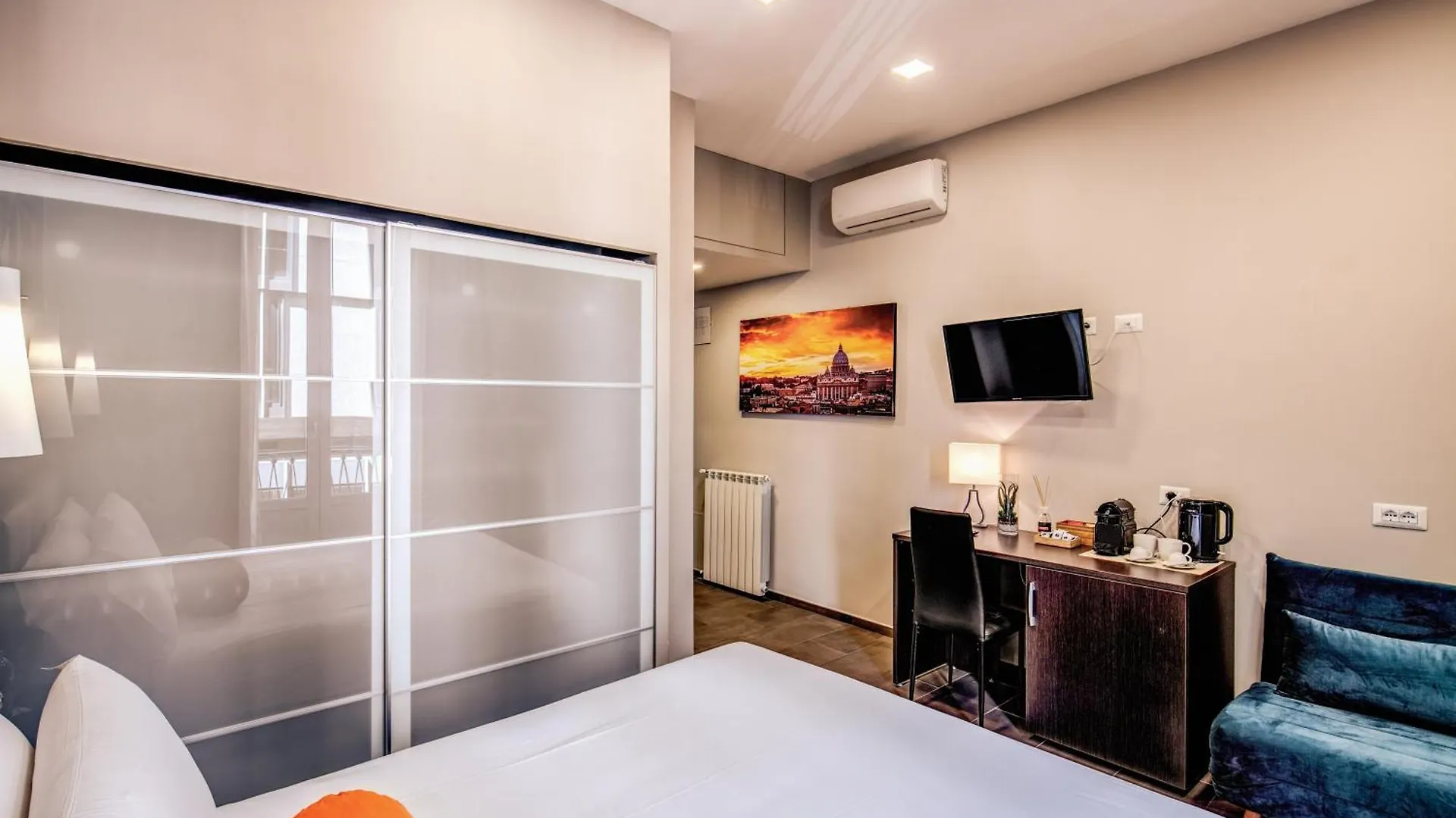 H501 Luxury Rooms Roma Italia